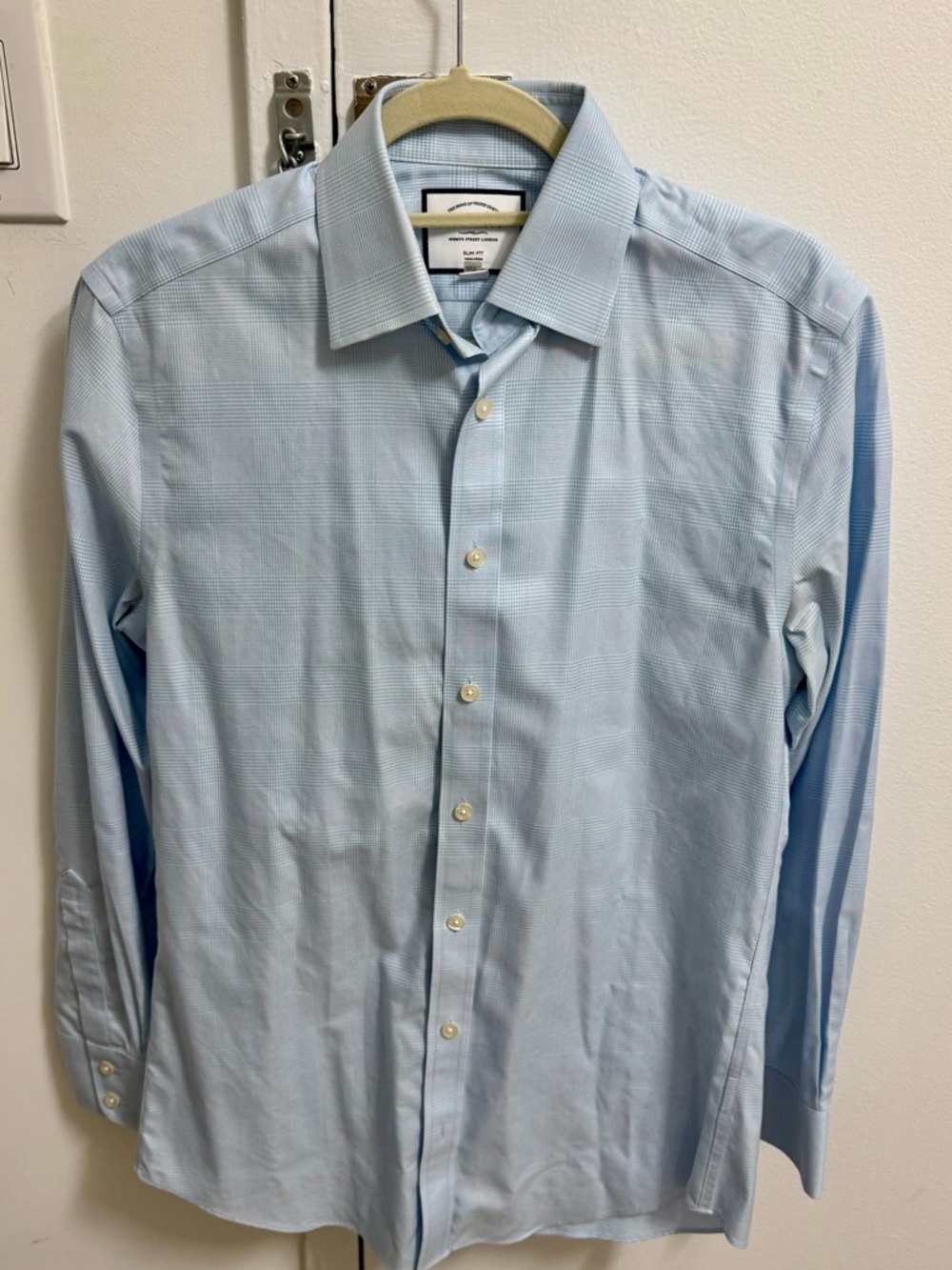 Charles Tyrwhitt Button Down shirt